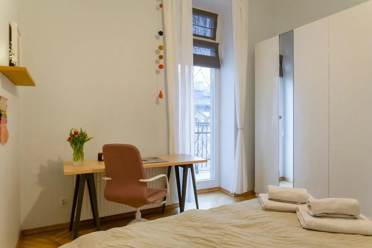 Harmony By The Opera House Apartment Krakow Poland